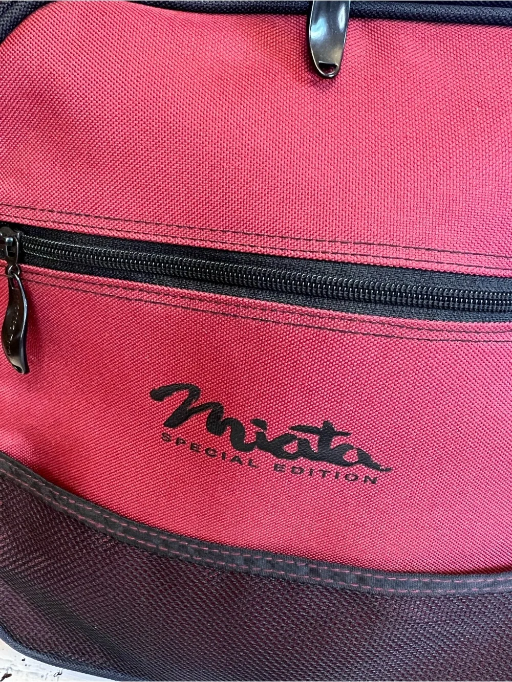 Mazda Miata 2000 Special Edition Backpack Picnic Set